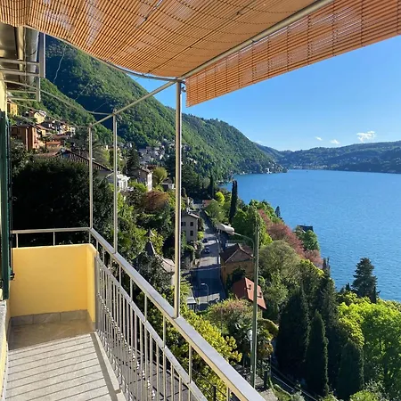 Casa Alba, Di *