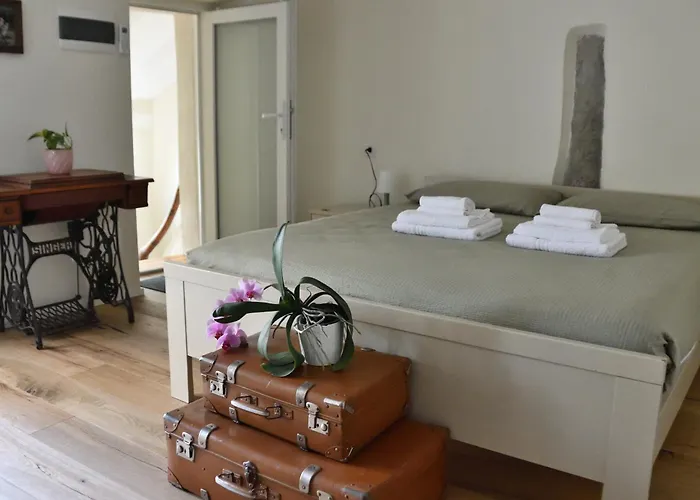 Casa Alba, Di Apartmán *