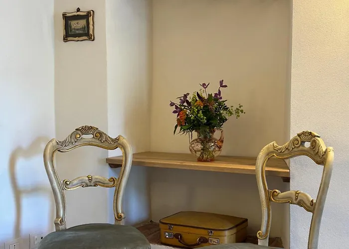 Casa Alba, Di ブレーヴィオ
